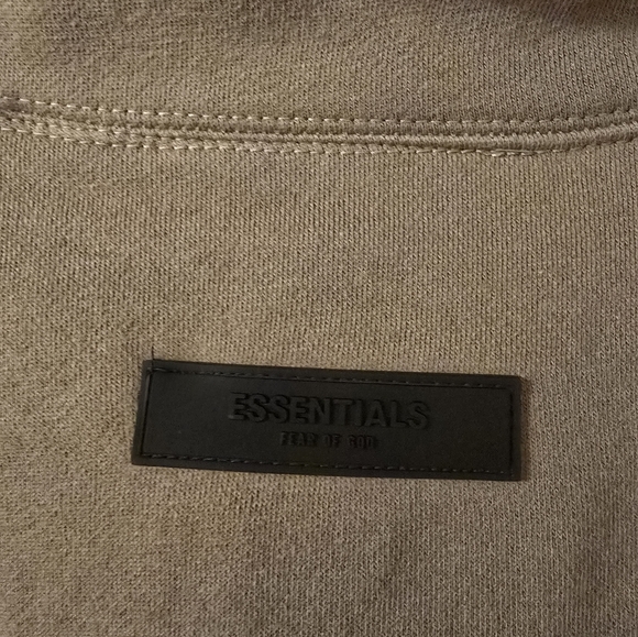 Essentials Fear of God Sweater - Picture 4 of 5